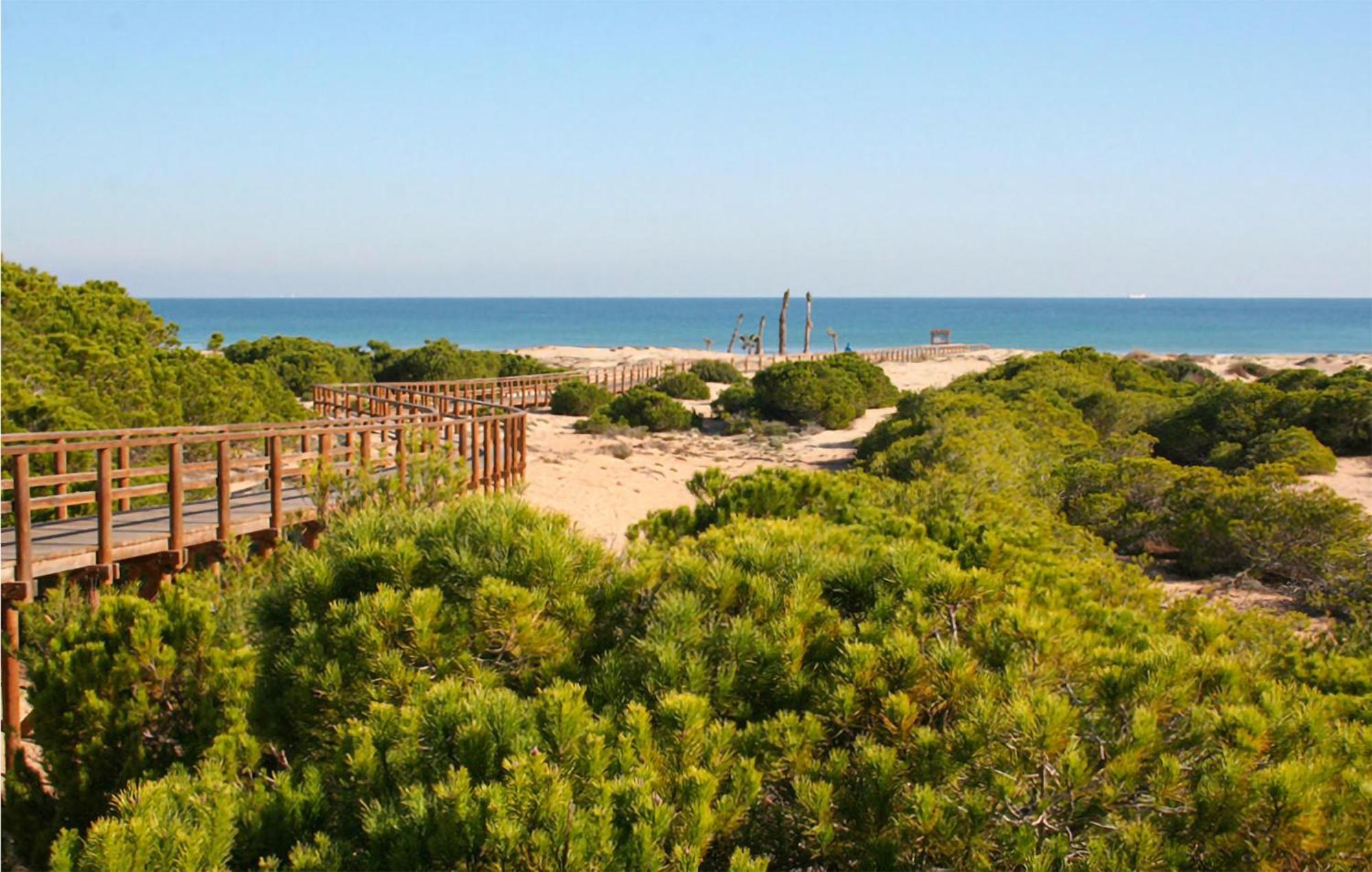 Beautiful Home In Gran Alacant With Kitchen 圣波拉 外观 照片